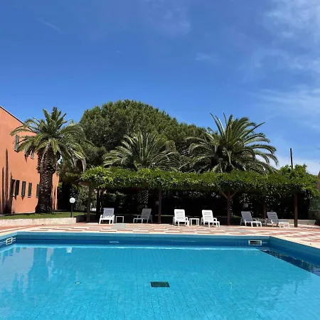 Apartment Maricampo Monolocale Con Piscina E Parcheggio Marina di Campo